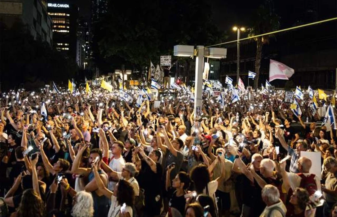 Masiva protesta en Tel Aviv exige liberación de rehenes israelíes y fin de la guerra en Gaza