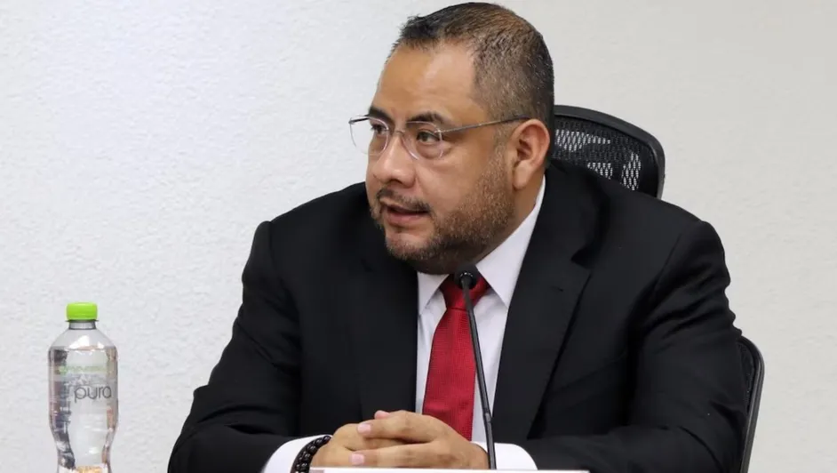 Sheinbaum designa a Omar Reyes como titular de la UIF