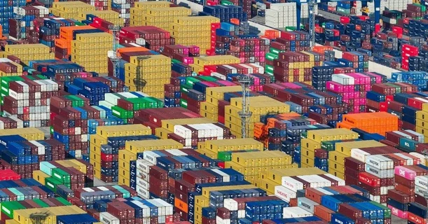 25 países suspenden envíos postales a EE. UU. ante incertidumbre por nuevos aranceles