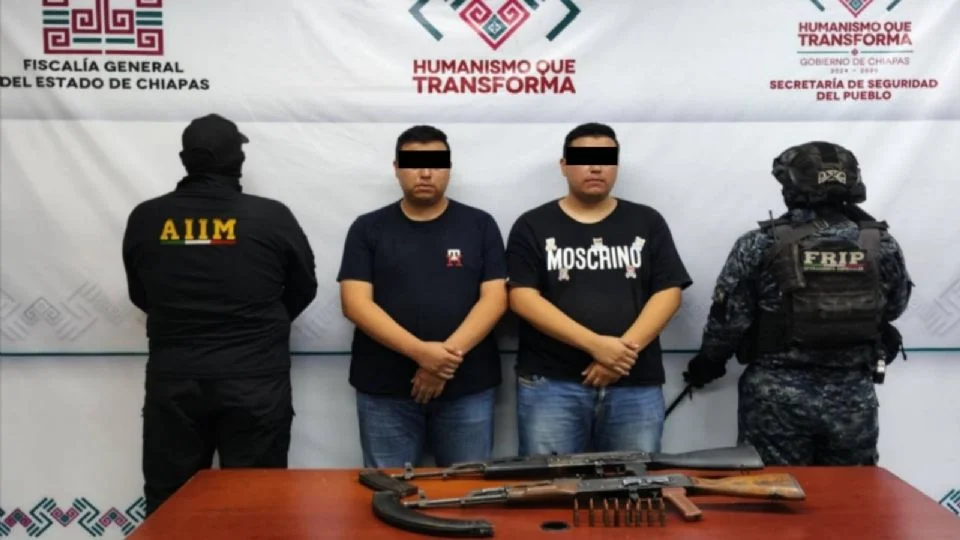 Detienen a 59 policías por presuntos vínculos con delincuencia organizada en Chiapas