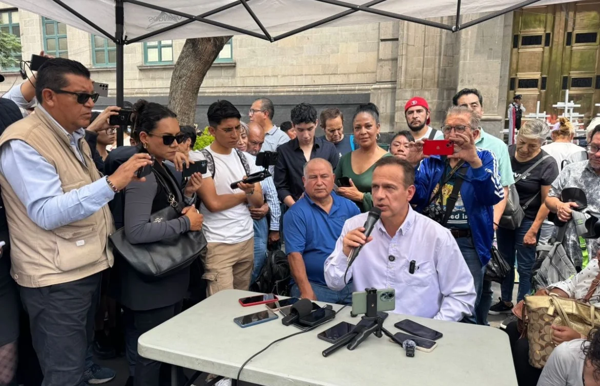 “Tiene que limpiarse mi nombre”, exige Israel Vallarta tras casi 20 años encarcelado