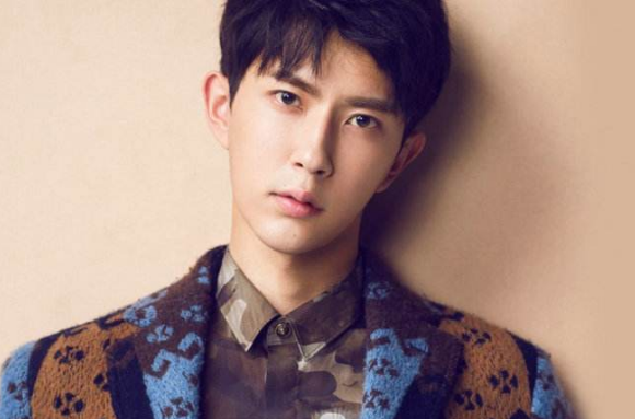 Muere Alan Yu, actor y cantante chino, tras caer de un edificio en Pekín