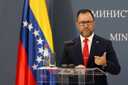 Canciller de Venezuela felicita a Sheinbaum por su postura ante Marco Rubio