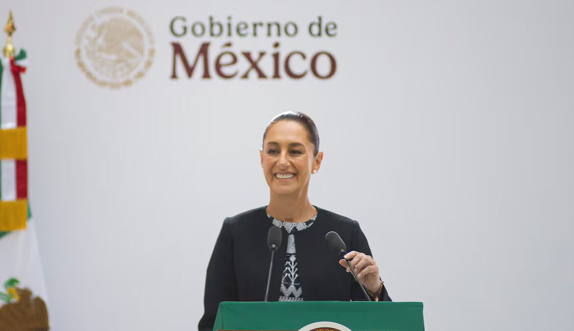 Reducción de pobreza y desigualdad marcan fin de oscura noche del neoliberalismo: Sheinbaum