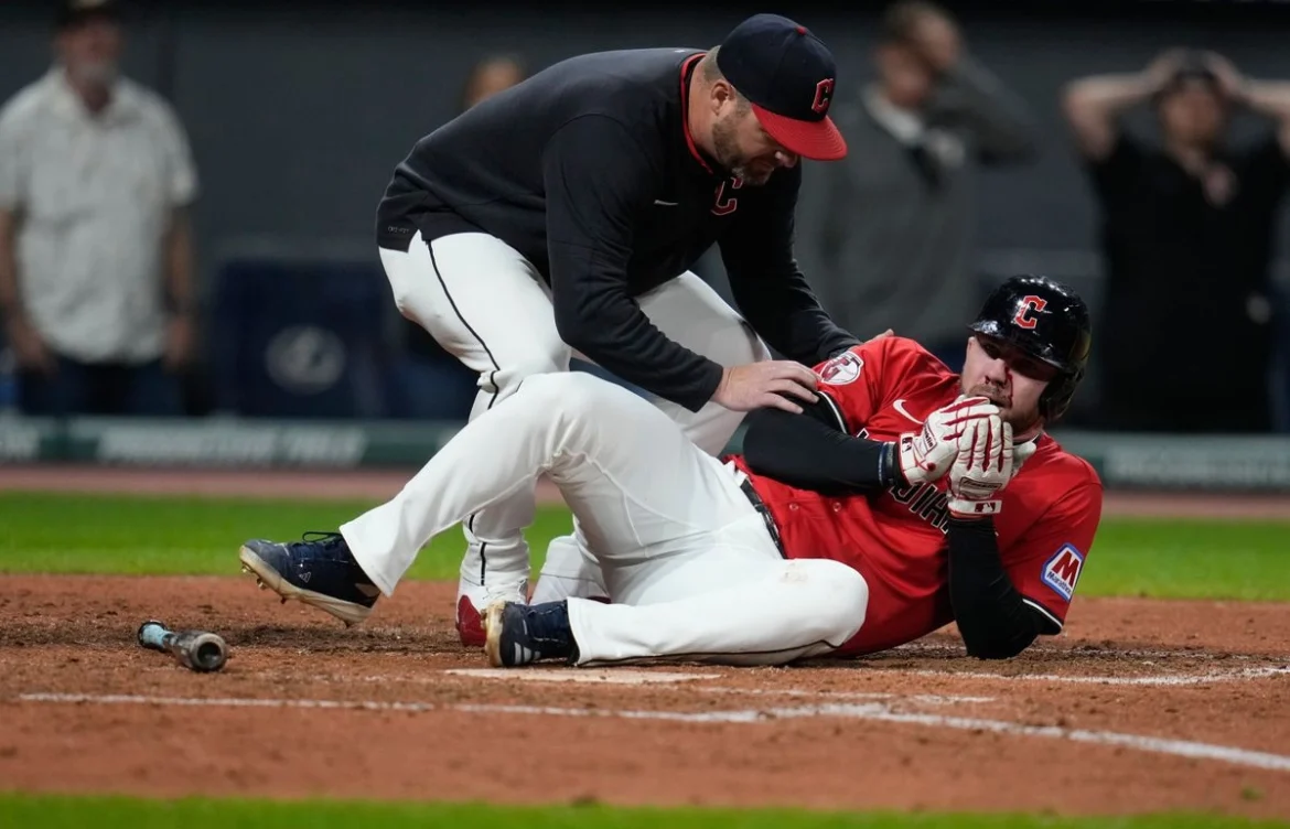 David Fry hospitalizado tras pelotazo en el rostro en victoria crucial de Guardianes ante Tigres