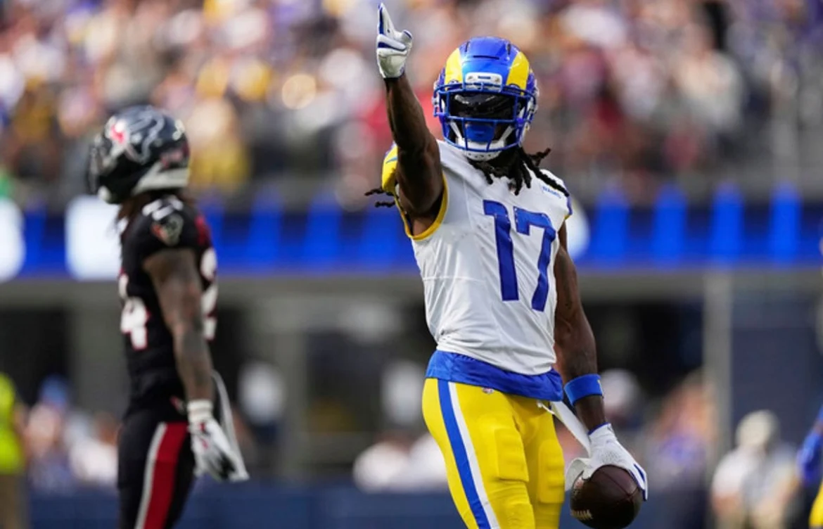 Rams se mantienen firmes y derrotan 14-9 a los Texans en un duelo tenso y físico
