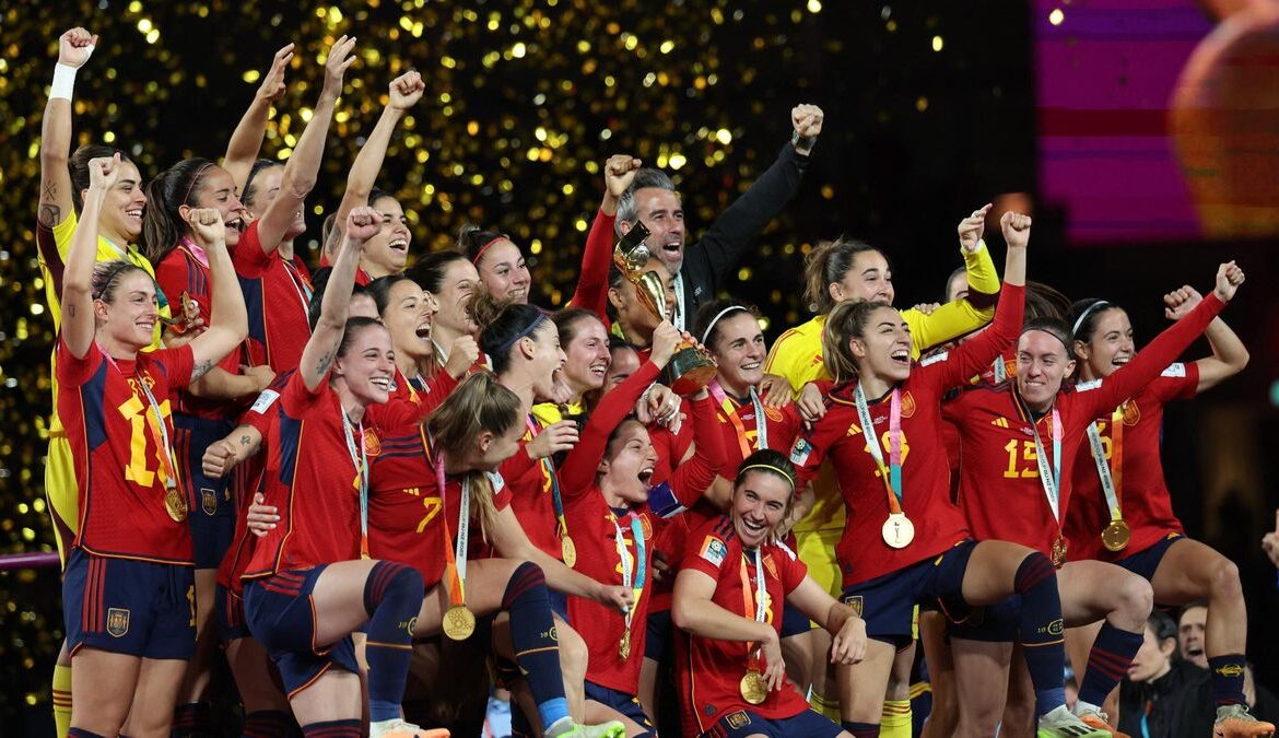 TUDN se refuerza para el Mundial 2026 con Vanessa Huppenkothen y dos campeonas del mundo