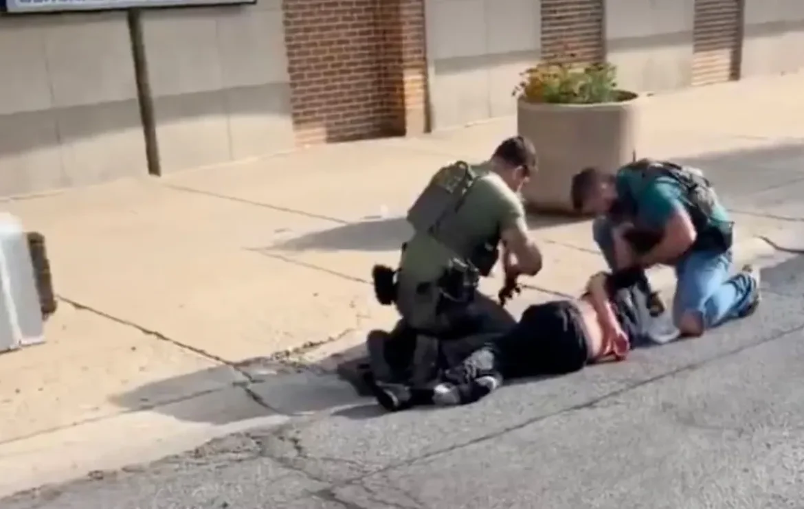 ICE mata a migrante mexicano en Chicago