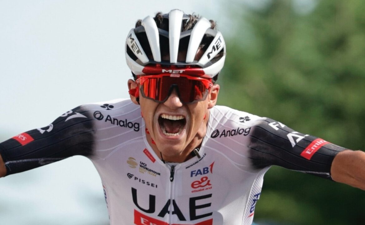 Isaac del Toro alcanza su cuarta victoria consecutiva al conquistar el Trofeo Matteotti