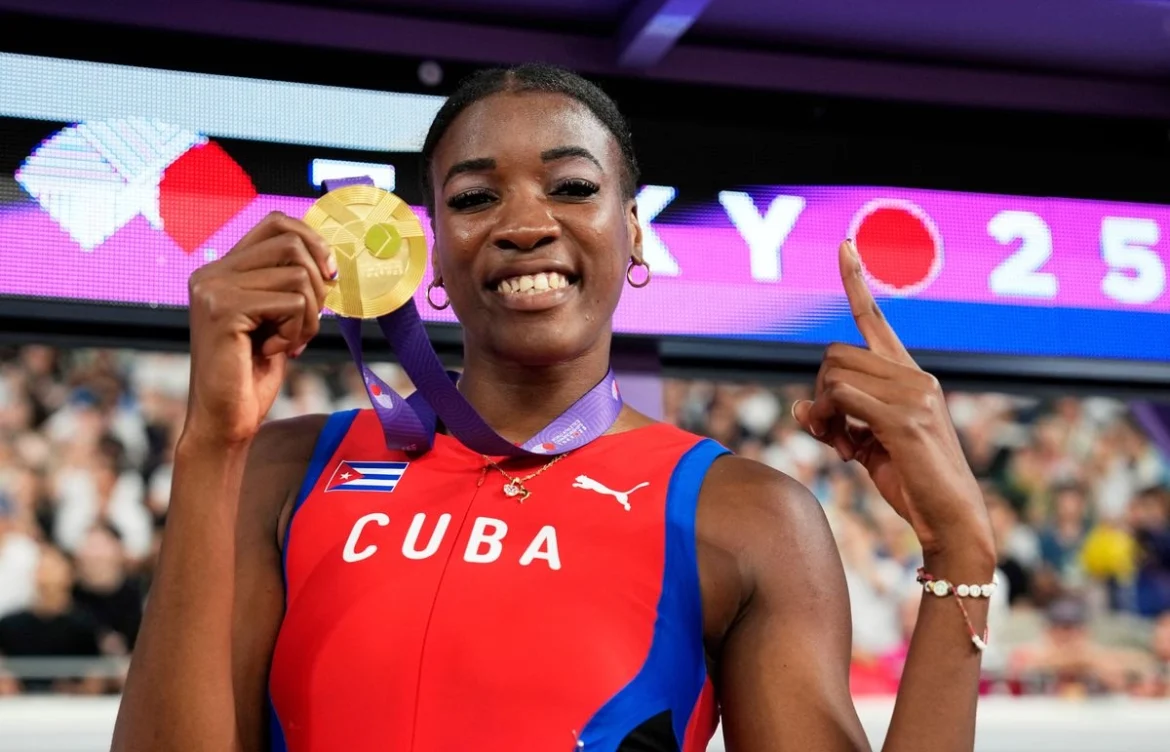 La cubana Leyanis Pérez se corona campeona mundial de salto triple