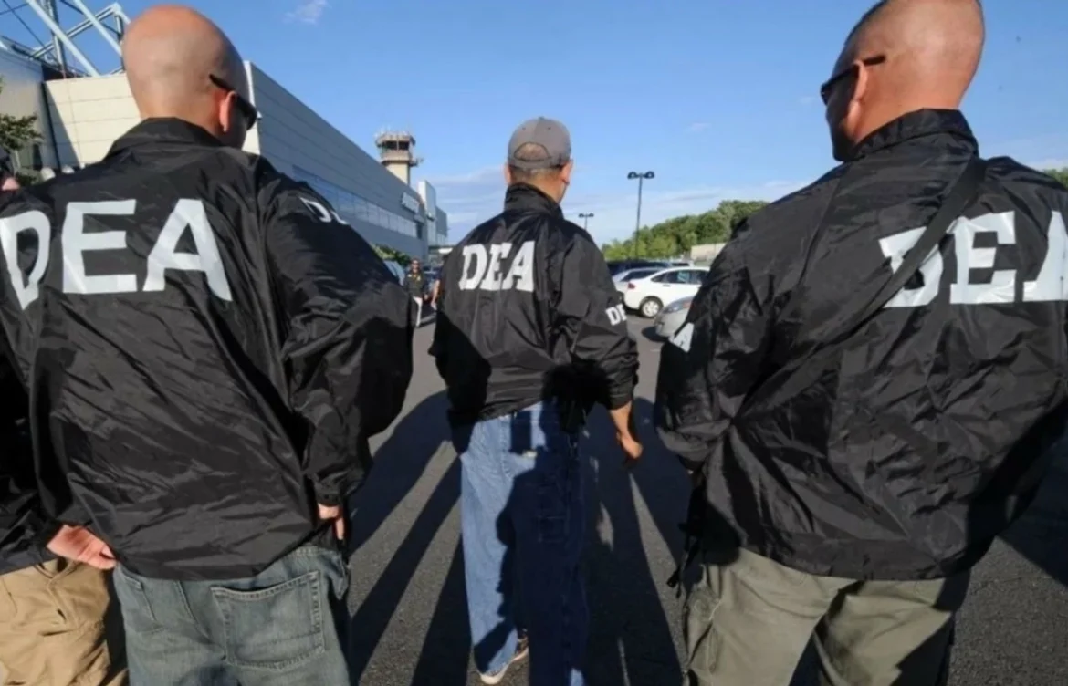 La DEA anuncia 670 arrestos y decomisos contra el CJNG en operativo internacional