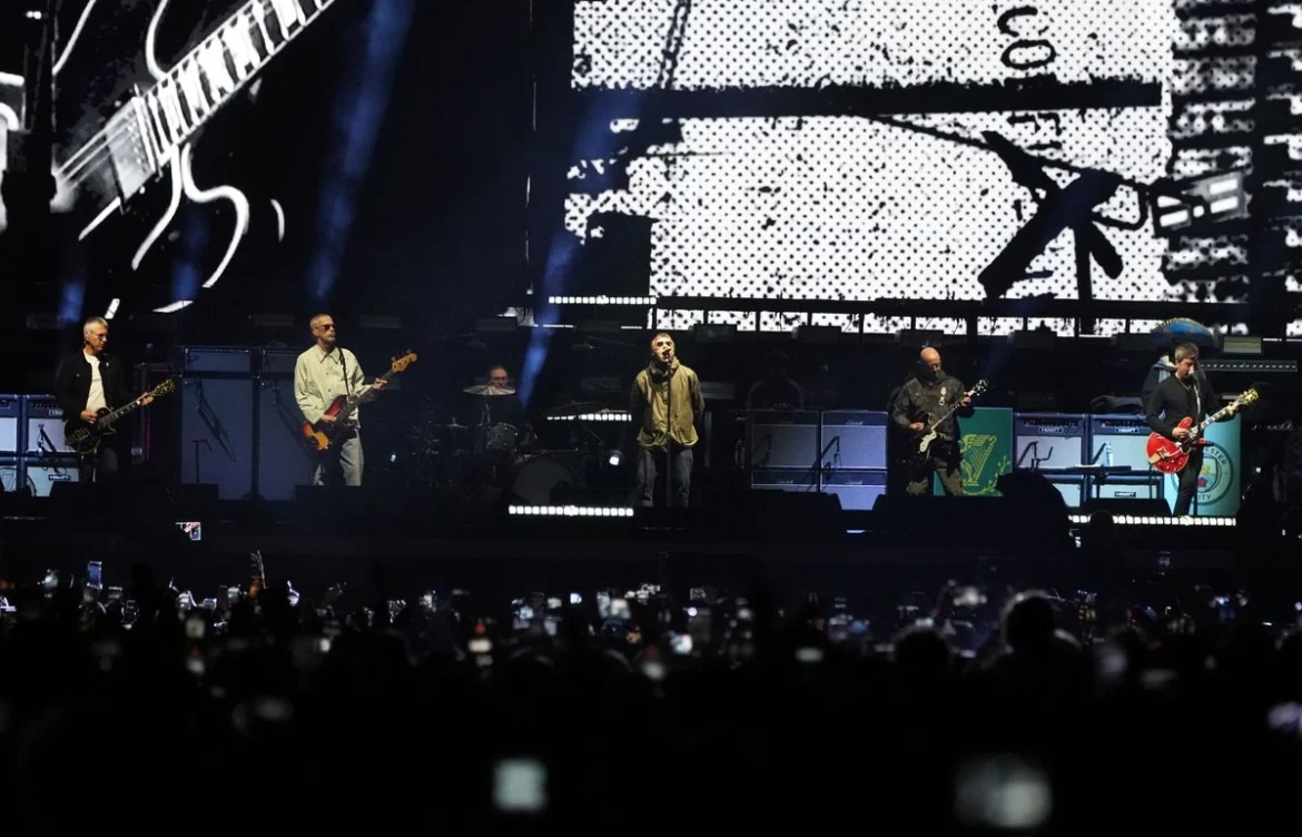 La espera terminó y Oasis saldó su deuda con el público mexicano