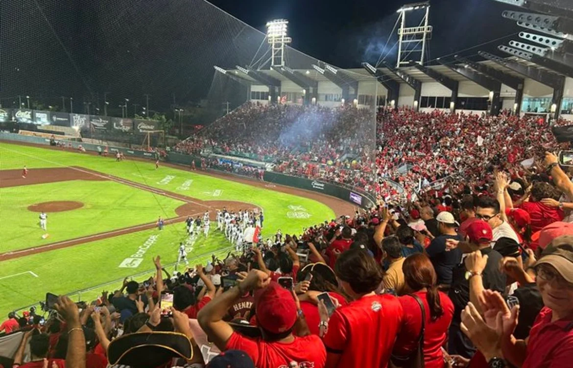 Los Piratas de Campeche se adelantan 2-1 en la Serie de Campeonato con jonrón en extra innings