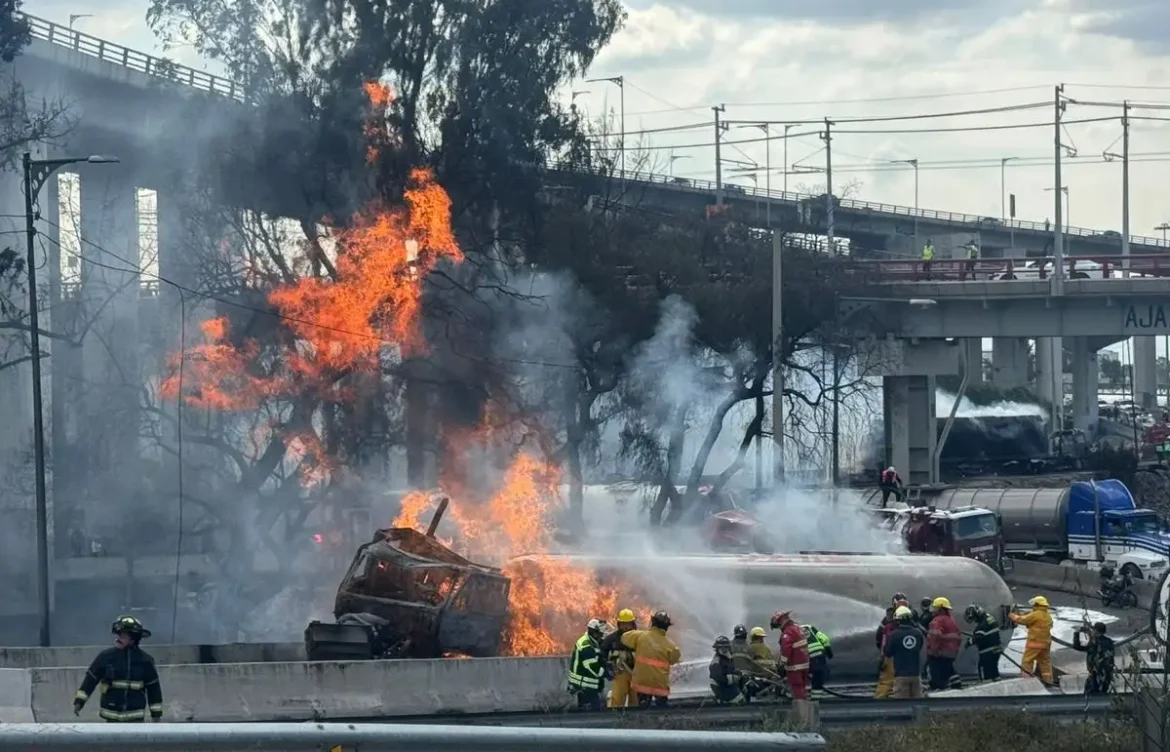 Explosión de pipa en el puente de La Concordia deja 18 heridos y paraliza el oriente de la CDMX
