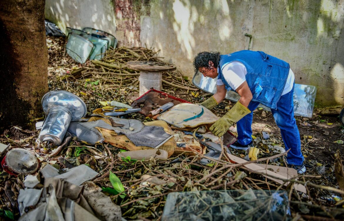 Jornada de Descacharrización en la colonia Progreso de Xalapa