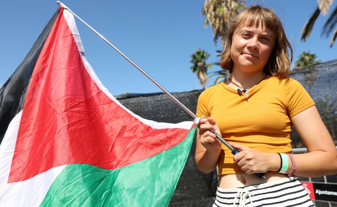 Israel deporta a Greta Thunberg y a 171 activistas de la flotilla hacia Gaza