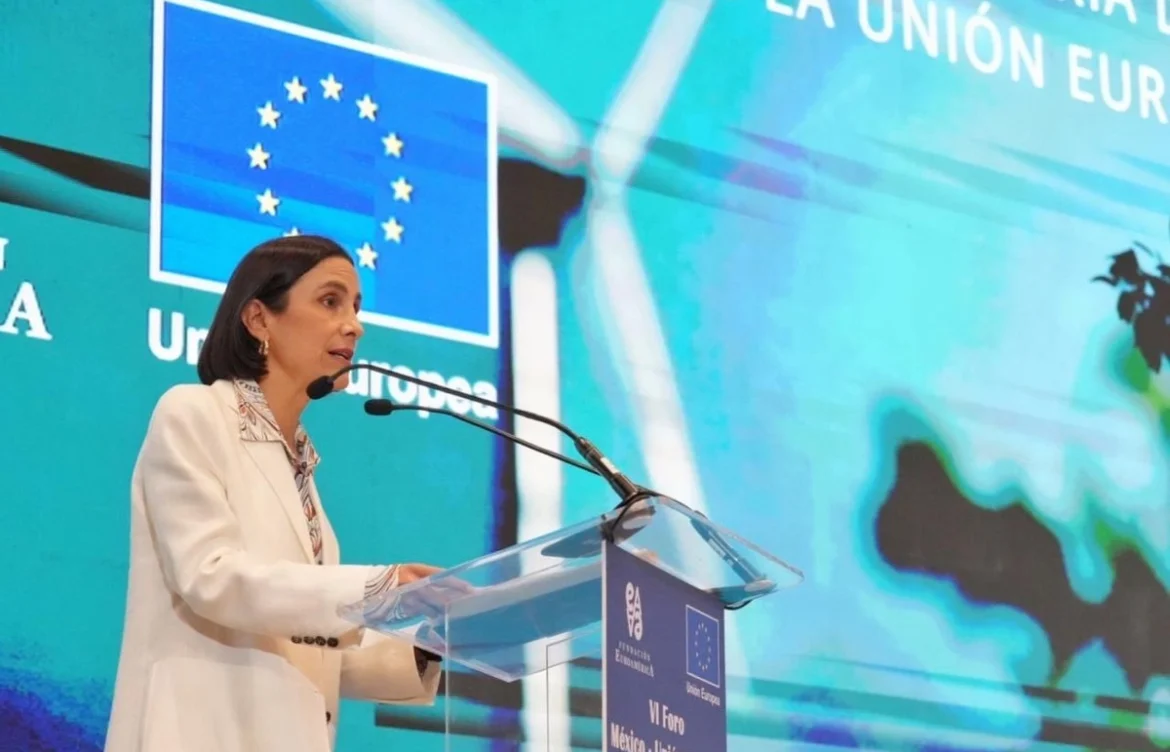 La SENER destaca la oportunidad de invertir en los polos de desarrollo del bienestar