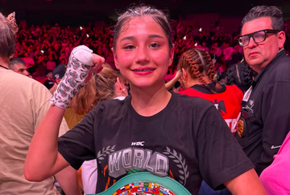 “La Magnífica” Zamorano mantiene su invicto y retiene el título mundial de peso átomo