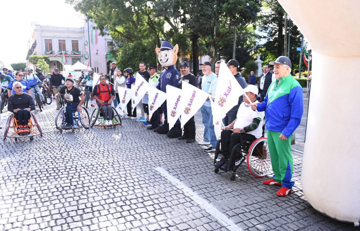 Celebra Xalapa el Primer Paseo Dominical