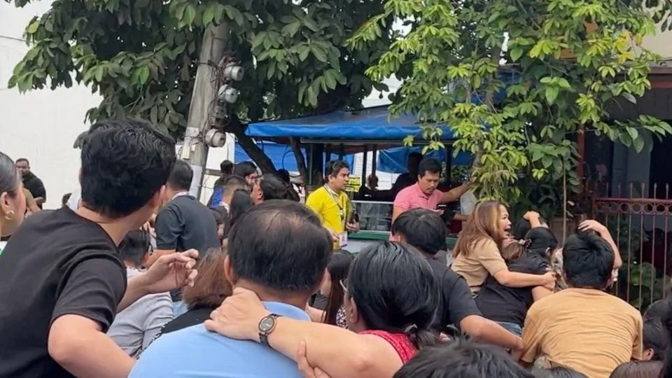 Réplica sísmica en Filipinas activa alerta de tsunami