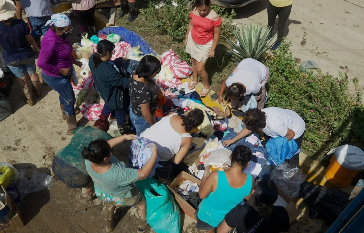 Inicia censo de damnificados en cinco estados para otorgar apoyos de limpieza y enseres