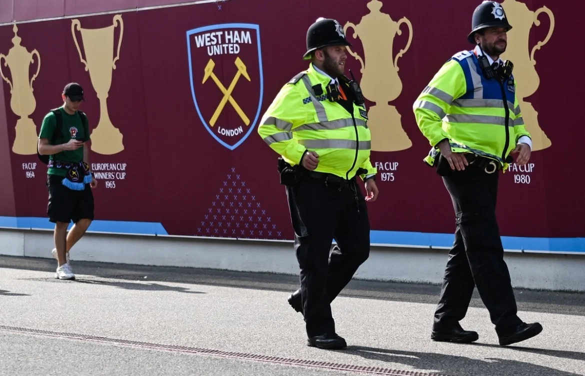 Aficionados del Maccabi Tel Aviv impedidos de asistir a partido en Villa Park