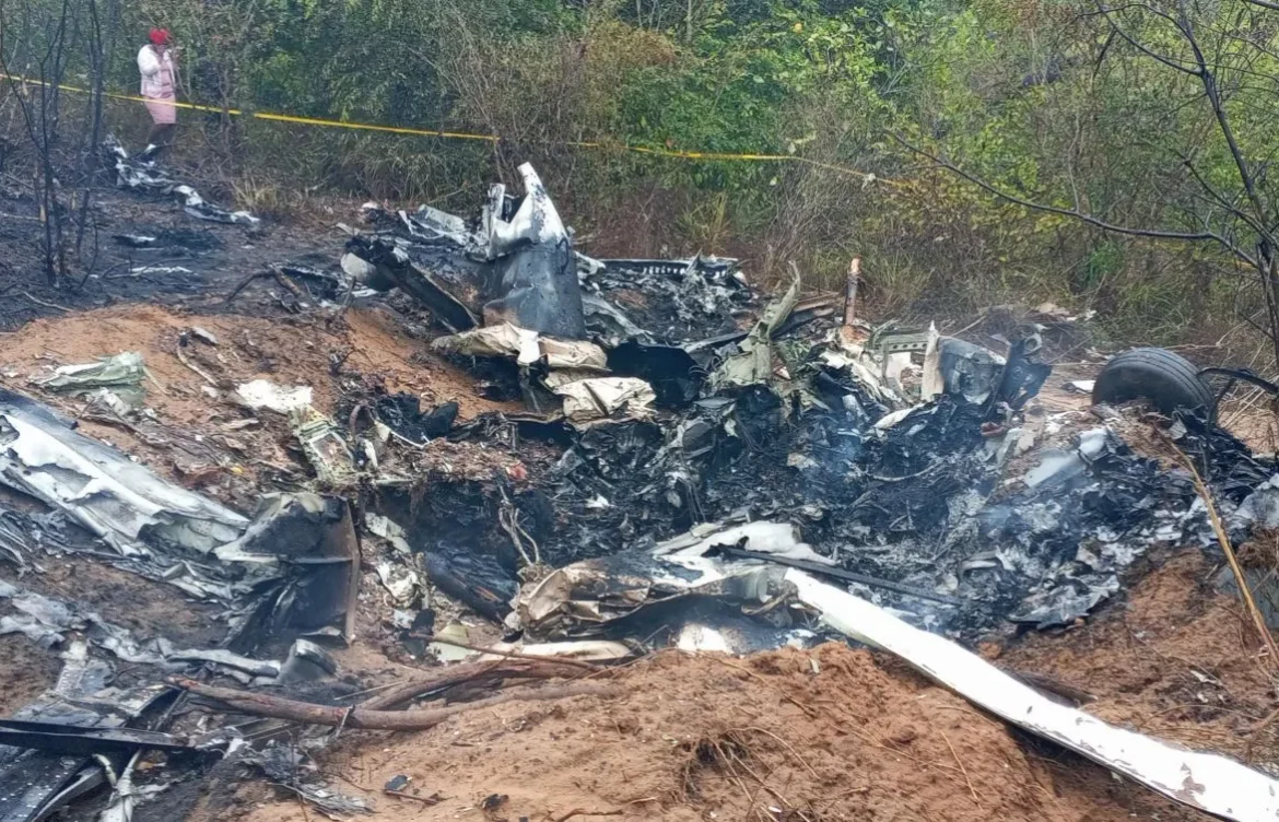 Avioneta se estrella en Kenia y deja 11 muertos, sin sobrevivientes