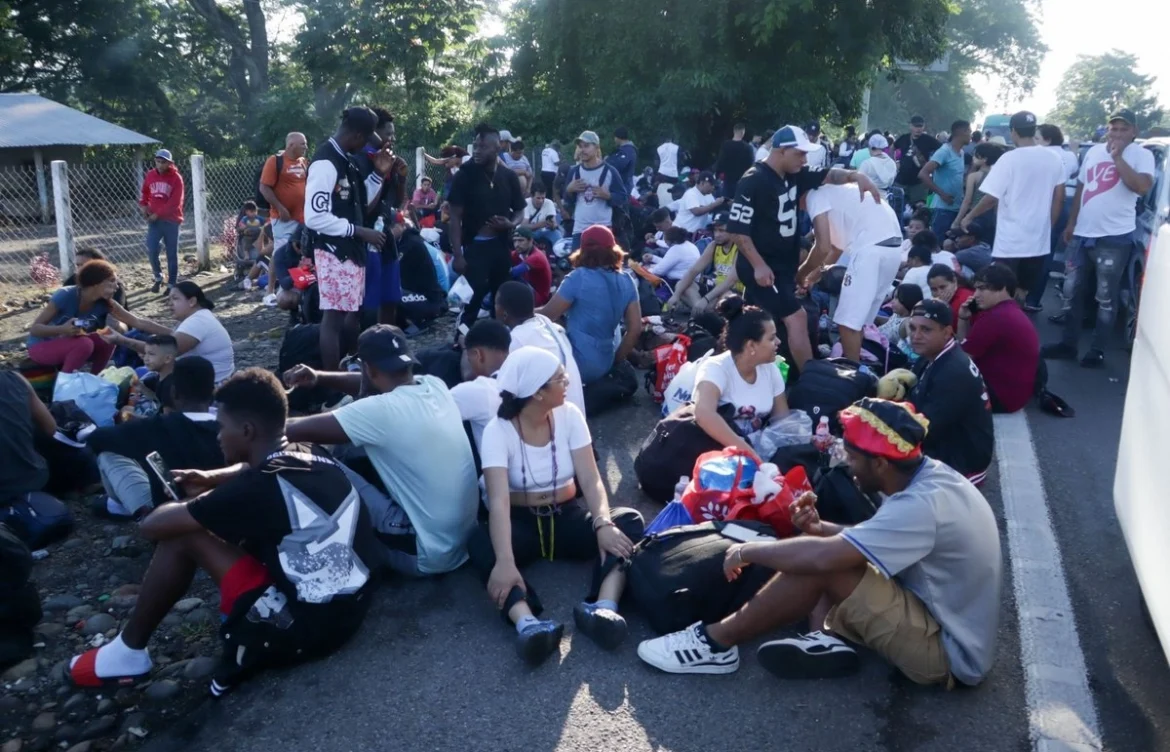 CNDH monitorea caravana migrante que partió de Chiapas rumbo a CDMX