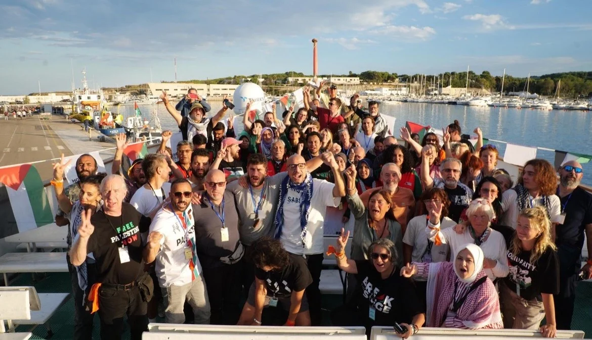 Llegan a Jordania activistas de flotilla interceptada por Israel