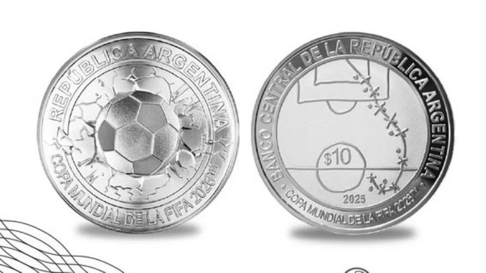 Argentina emite moneda de plata para el Mundial 2026 ilustrada con el “Gol del Siglo” de Maradona