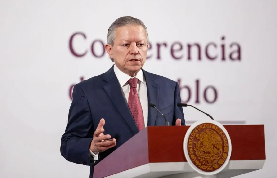 La Presidenta no avala leyes contrarias a la Constitución: Zaldívar