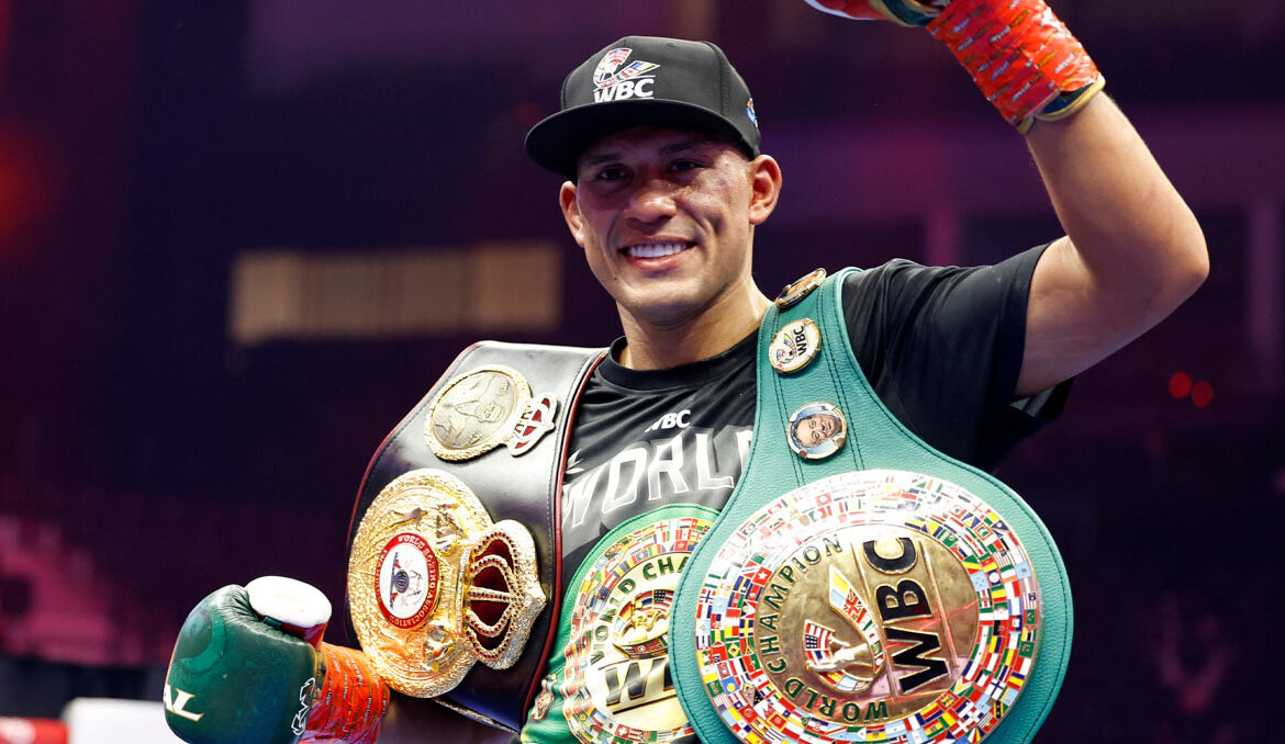 David Benavidez noquea al británico Anthony Yarde en Riad y mantiene su invicto