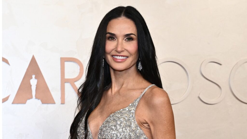 Demi Moore denuncia que el mundo aún subestima a las mujeres