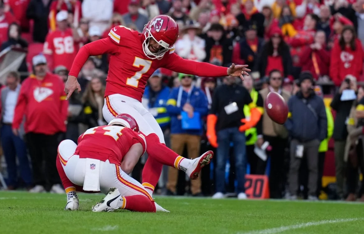 Butker guía el triunfo de Kansas City en dramático cierre ante Indianapolis