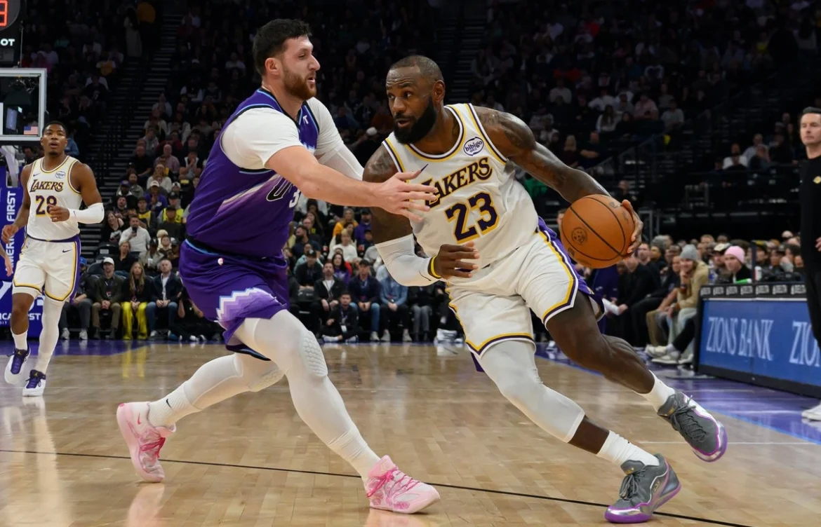 Los Lakers repiten triunfo agónico ante los Jazz de Utah