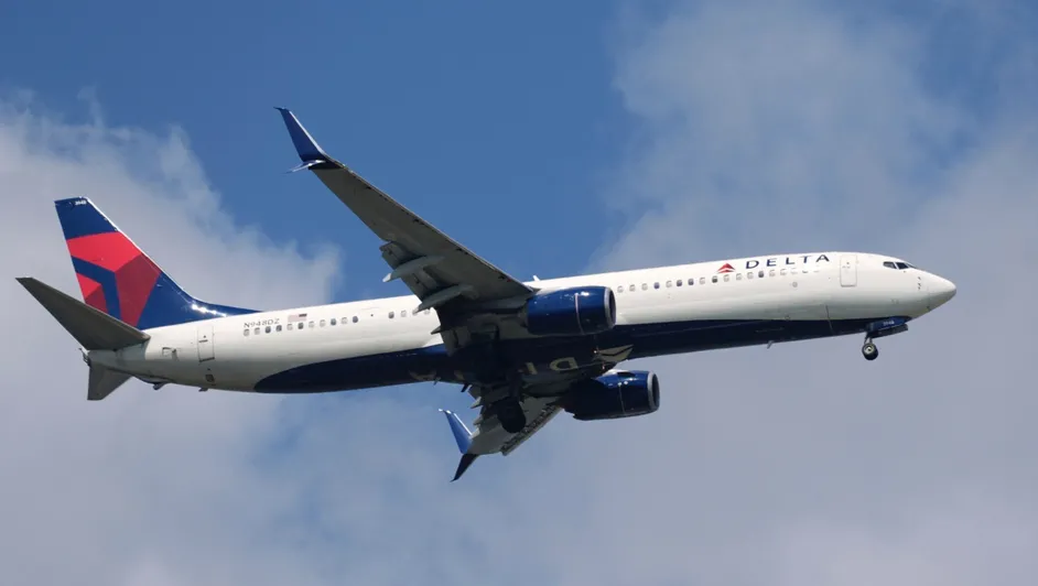 Cancelan más de mil vuelos en EE.UU. por cierre gubernamental y reducción de personal