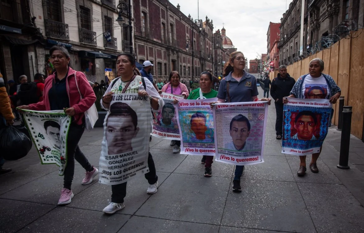 Sheinbaum abre la puerta al retorno parcial del GIEI en el caso Caso Ayotzinapa tras nuevas detenciones