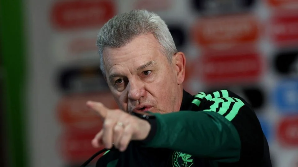 Aguirre pide “piel gruesa” a sus jugadores para responder a la presión en el Tri