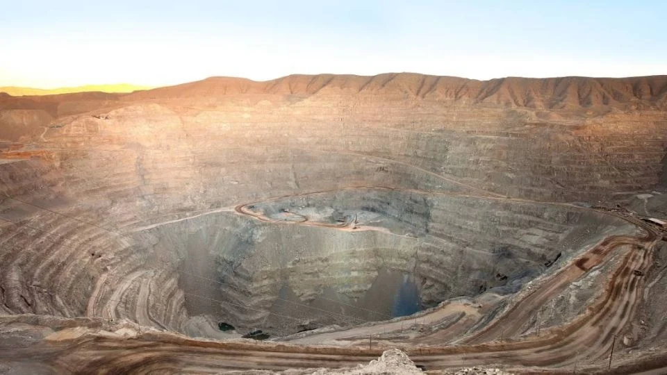 Colapsa mina ilegal en Colombia y deja al menos cinco muertos