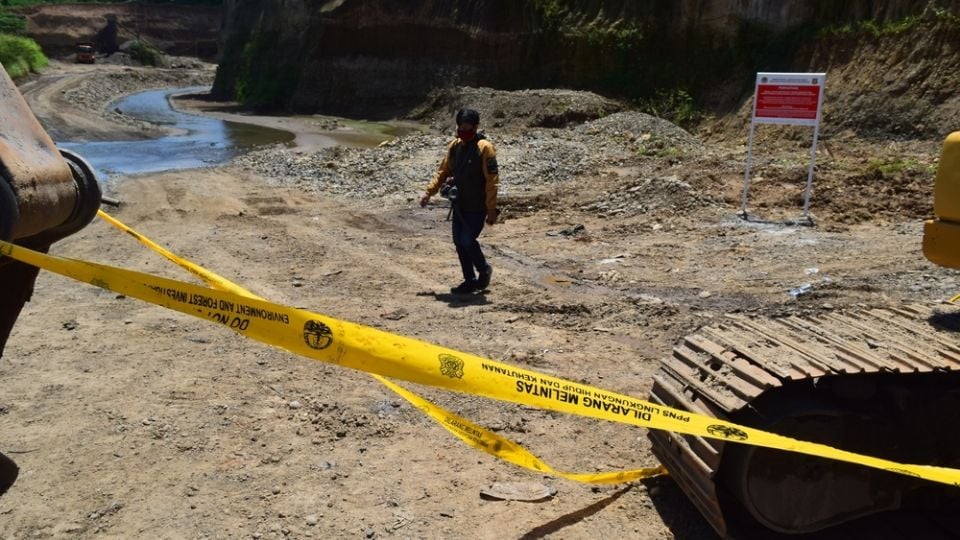 Ejército ecuatoriano desmantela más de 20 campamentos vinculados a minería ilegal en Esmeraldas
