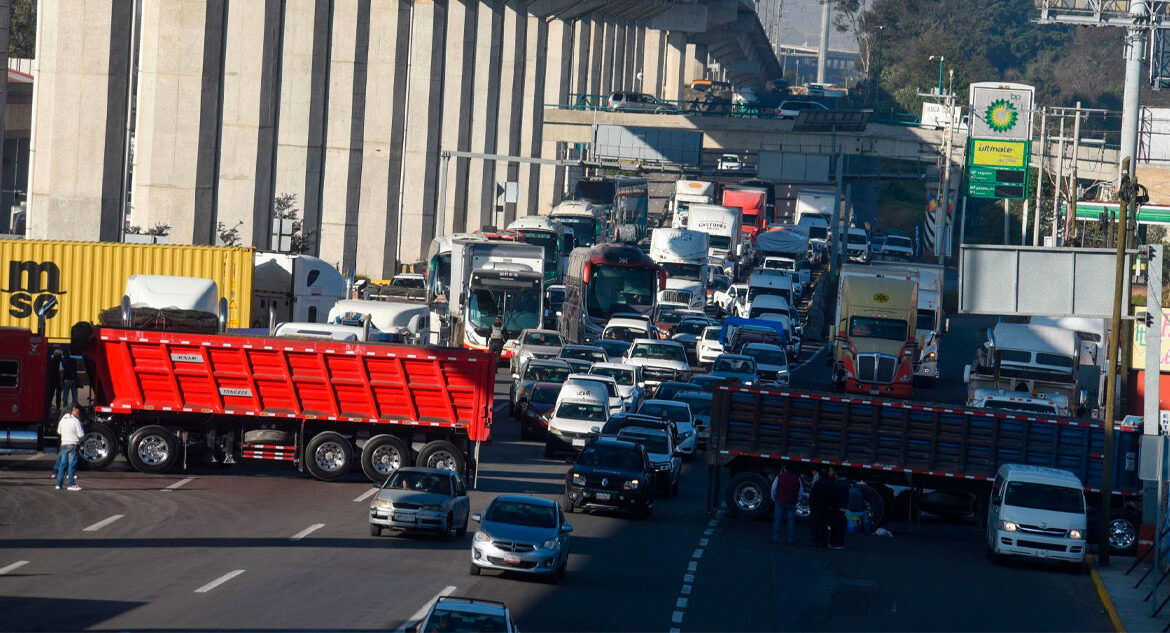 Gobierno reafirma que no habrá persecución contra ganaderos y transportistas que bloquean carreteras