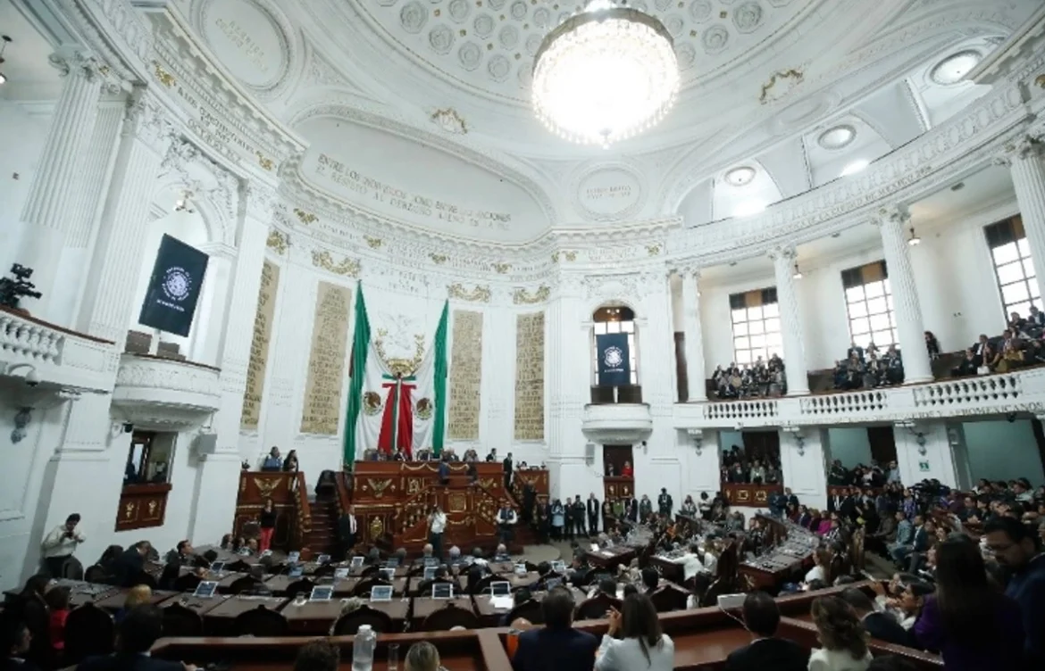 Productividad legislativa baja en CDMX y dietas con aguinaldo elevadas generan críticas