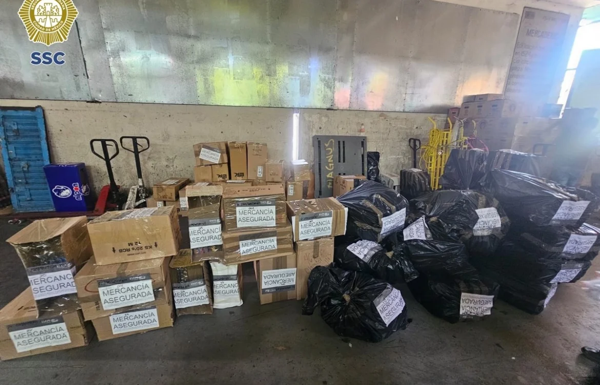 Decomisan 12 mil cajetillas de cigarros ilegales en la Central de Abasto de la CDMX