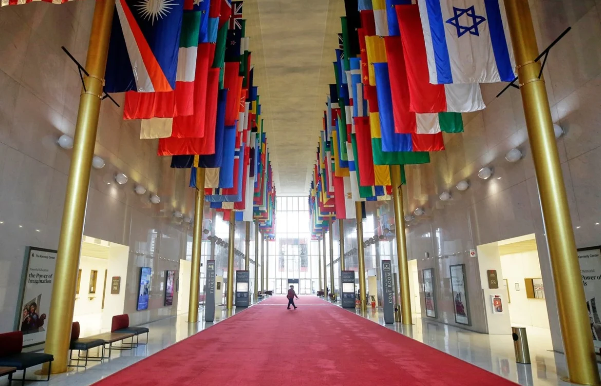 FIFA elige a Village People para animar el sorteo del Mundial 2026